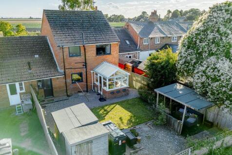 58 Austendike Road (Weston Hills)-2.jpg