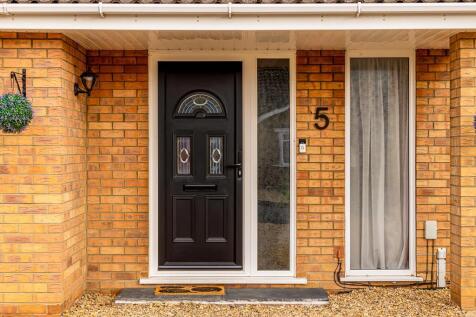 5 Mallards Reach (Donnington)-5.jpg