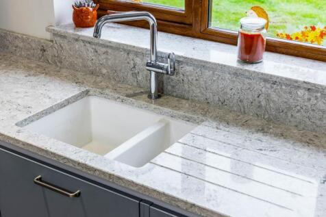 New Avondale (Saracens Head)-36.jpg