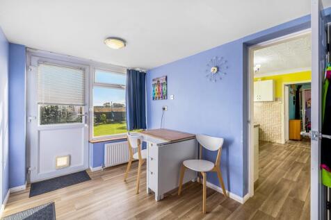 Utility Room / Breakfast room