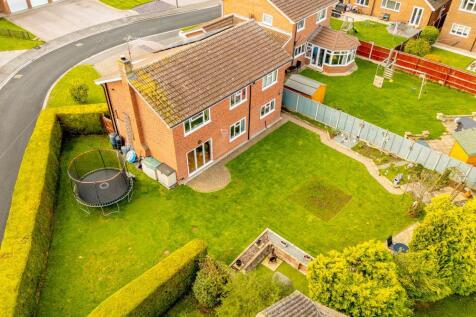 13 Meadway (Spalding)-2.jpg