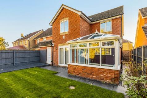 19 Foreman Way (Crowland)-14.jpg