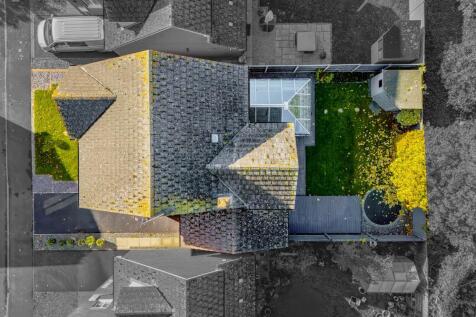 19 Foreman Way (Crowland)-5.jpg