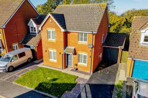 19 Foreman Way (Crowland)-2.jpg