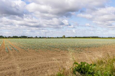 57 Bow Gate (Gosberton)-6.jpg