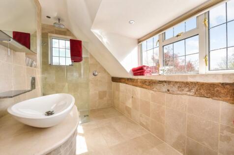 First Floor Bathroom