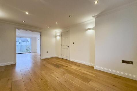 Lounge to Dining Room