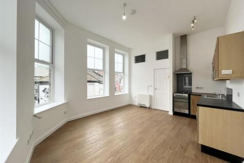 Kitchen/Living Room