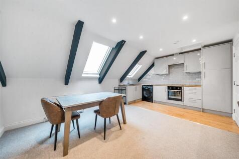 Kitchen/Dining Space