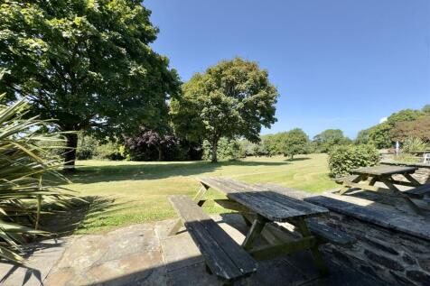 Rear courtyard and communal gardens