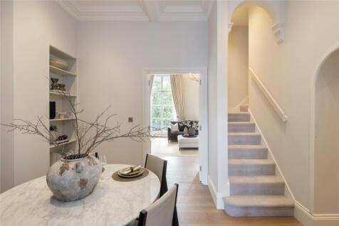 Dining/Staircase