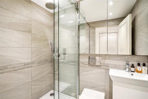 Family Shower Room