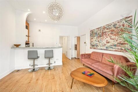 Reception/Kitchen