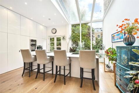 Dining/Kitchen