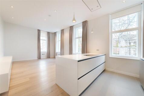 Kitchen/ Reception
