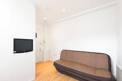 Studio Room