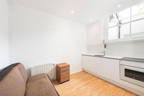Studio Room