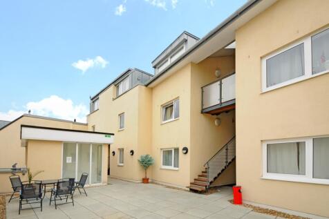 Clarenden Exterior (