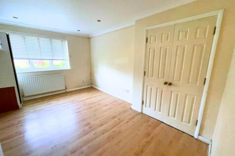 WhatsApp Image 2025-05-13 at 16.52.06_ee812016 - E