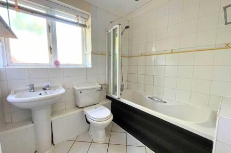 WhatsApp Image 2025-05-13 at 16.52.07_33f33296 - E