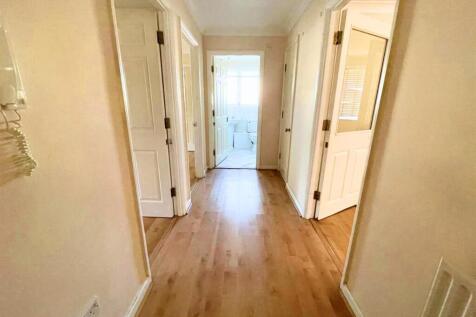 WhatsApp Image 2025-05-13 at 16.52.02_51d5f9c9 - E