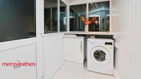 Rear Porch / Utility