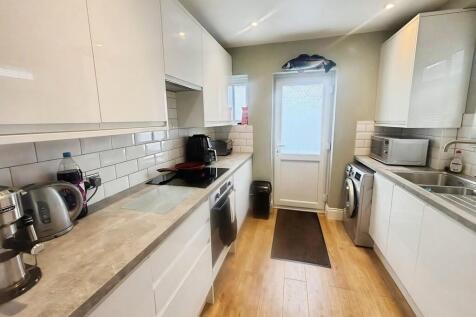 ac30a65f-Kitchen ...