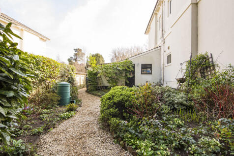 garden 3