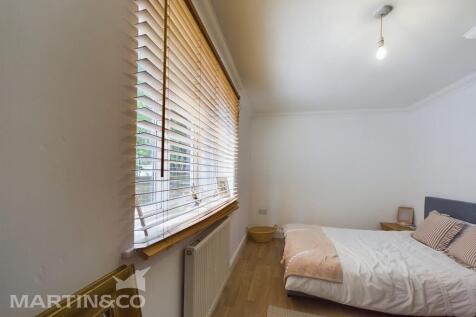 CAM01953G0-PR0049...