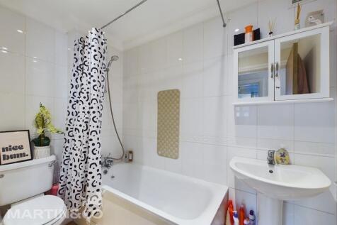 CAM01953G0-PR0049...