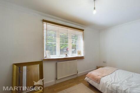 CAM01953G0-PR0049...