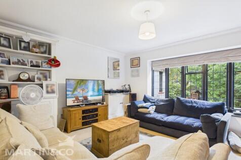 CAM01953G0-PR0115...