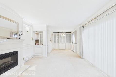 CAM01953G0-PR0132...