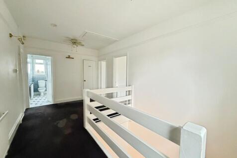 7718902c-Photo 20...