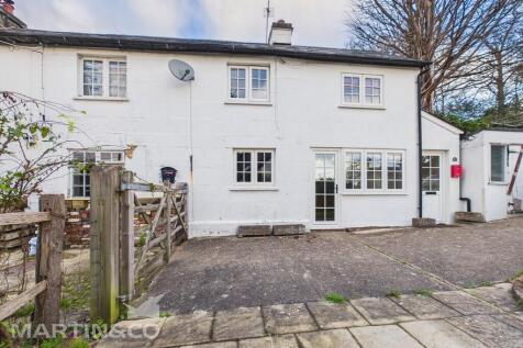 CAM01953G0-PR0136...