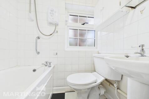 CAM01953G0-PR0136...