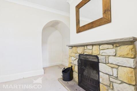 CAM01953G0-PR0136...