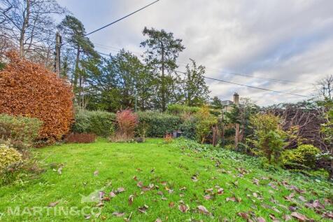 CAM01953G0-PR0136...