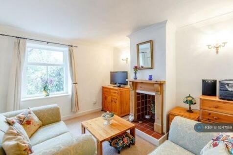 Alternate angle, sitting room