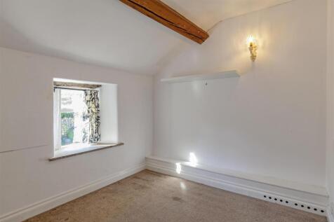 Bedroom 2-1.jpg