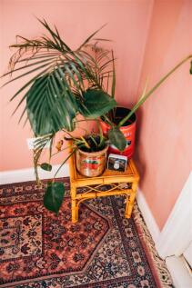 5. airbnb hallway2.jpg