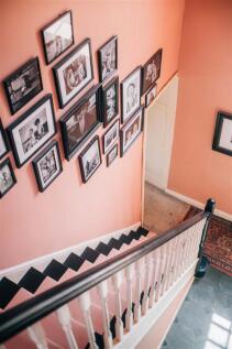 7. airbnb stairwell top landing 9.jpg