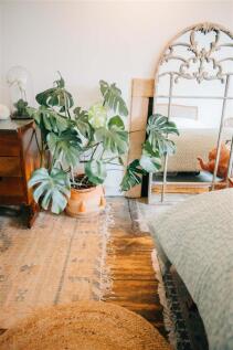 8. airbnb spare room5.jpg