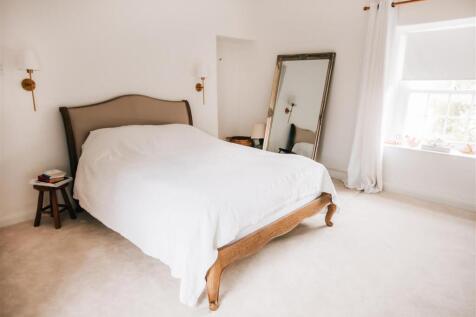 master bedroom 6.jpg