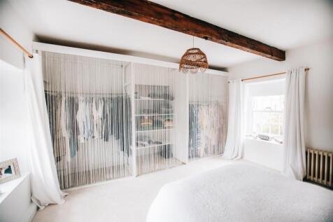 master bedroom 8.jpg