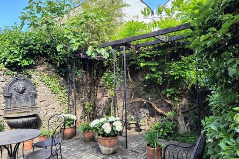 Garden1