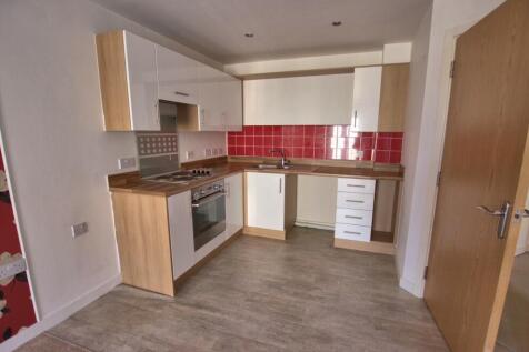 Open plan lounge ...