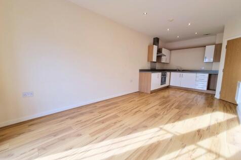 Lounge Kitchen Di...