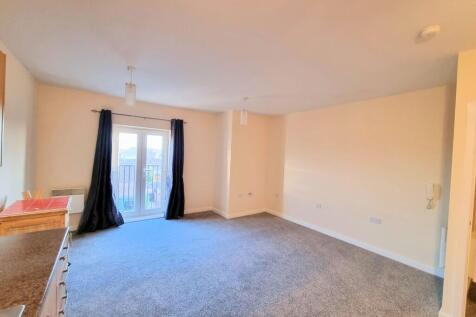Open Plan Lounge ...