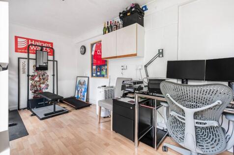 Property Image 28